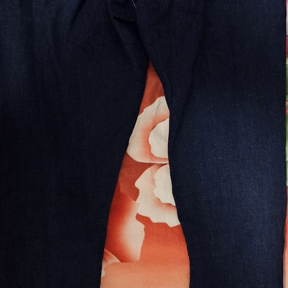 Women jean - Picture 7 of 7